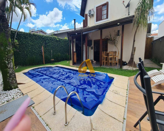 Imagem Casa com 4 Quartos à Venda, 300 m² em Alphaville - Santana De Parnaíba Imagem Casa com 4 Quartos à Venda, 300 m² em Alphaville - Santana De Parnaíba