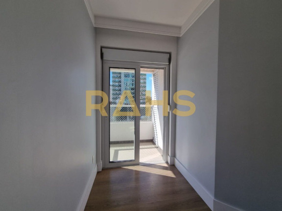 Imagem Apartamento com 3 Quartos à Venda, 180 m² em Atiradores - Joinville