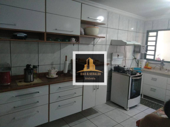 Imagem Sobrado com 3 Quartos à Venda, 200 m² em Conjunto Residencial Trinta E Um De Março - São José Dos Campos Imagem Sobrado com 3 Quartos à Venda, 200 m² em Conjunto Residencial Trinta E Um De Março - São José Dos Campos