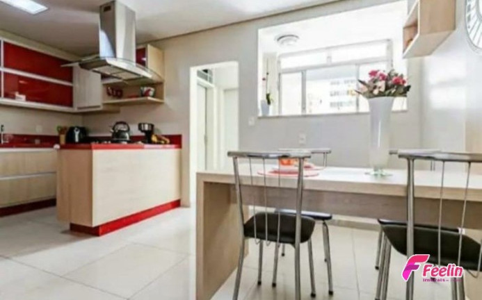 Imagem Apartamento com 3 Quartos à Venda, 110 m² em Centro - Florianópolis Imagem Apartamento com 3 Quartos à Venda, 110 m² em Centro - Florianópolis