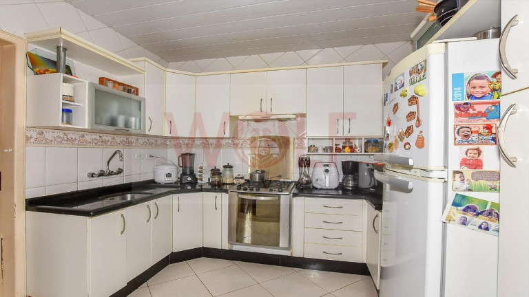 Imagem Casa com 4 Quartos à Venda, 243 m² em Pilarzinho - Curitiba Imagem Casa com 4 Quartos à Venda, 243 m² em Pilarzinho - Curitiba