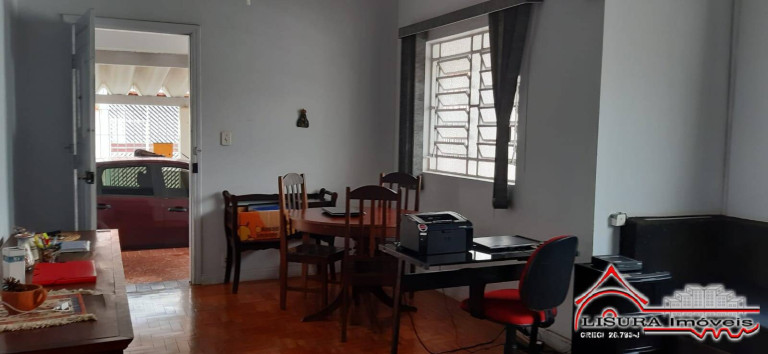 Imagem Casa com 3 Quartos à Venda, 230 m² em Centro - Jacareí Imagem Casa com 3 Quartos à Venda, 230 m² em Centro - Jacareí