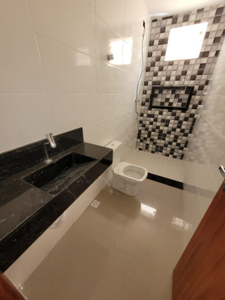 Imagem Casa com 3 Quartos à Venda, 90 m²