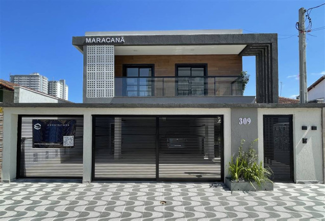 Casa com 2 Quartos à Venda, 49 m² em Maracanã - Praia Grande