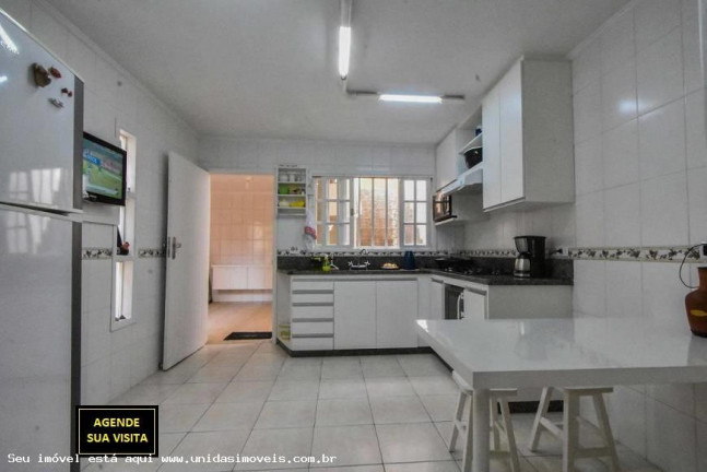 Imagem Casa com 4 Quartos à Venda, 160 m² em Interlagos - São Paulo