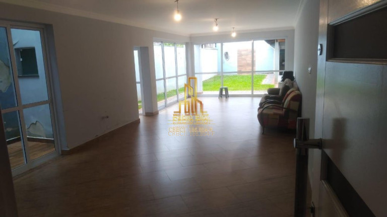 Imagem Casa com 3 Quartos à Venda, 340 m² em Centro Alto - Ribeirão Pires Imagem Casa com 3 Quartos à Venda, 340 m² em Centro Alto - Ribeirão Pires