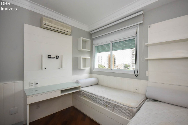 Imagem Apartamento com 3 Quartos à Venda, 193 m² em Vila Suzana - São Paulo