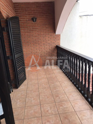 Imagem Casa com 4 Quartos à Venda, 178 m² em Jardim Leonor - Cotia Imagem Casa com 4 Quartos à Venda, 178 m² em Jardim Leonor - Cotia