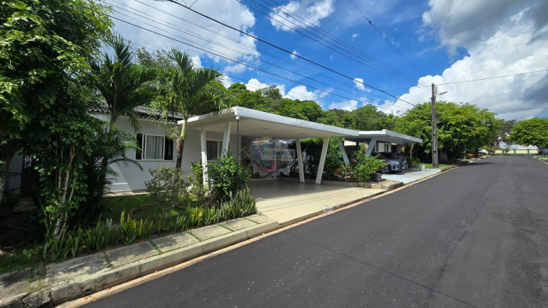 Imagem Casa com 3 Quartos à Venda, 250 m² em Tarumã - Manaus Imagem Casa com 3 Quartos à Venda, 250 m² em Tarumã - Manaus