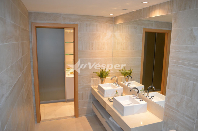 Imagem Apartamento com 4 Quartos à Venda, 220 m² em Setor Bueno - Goiânia Imagem Apartamento com 4 Quartos à Venda, 220 m² em Setor Bueno - Goiânia