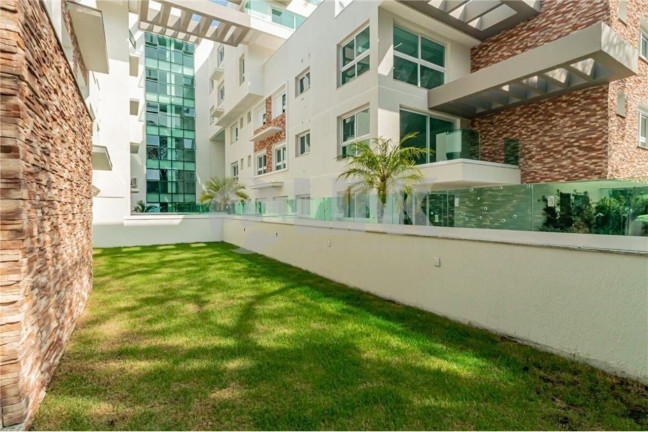 Imagem Apartamento com 3 Quartos à Venda, 227 m² em Menino Deus - Porto Alegre