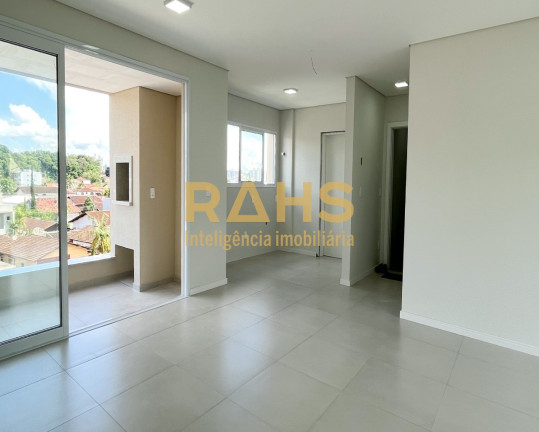 Imagem Apartamento com 3 Quartos à Venda, 98 m² em Saguaçu - Joinville