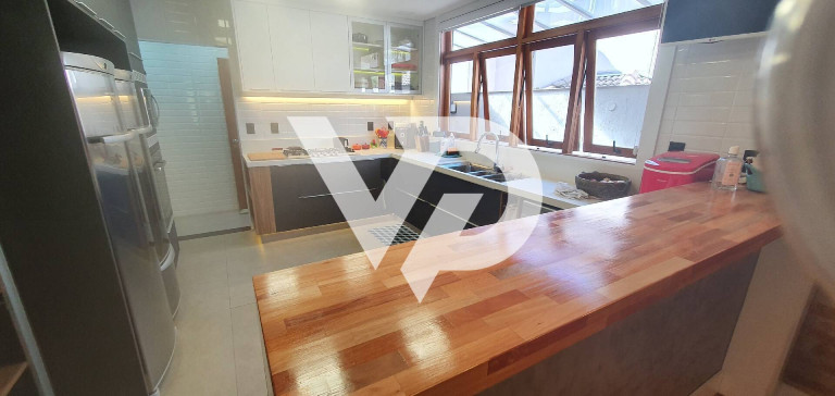 Imagem Casa com 4 Quartos à Venda, 430 m² em Empresarial 18 Do Forte - Barueri Imagem Casa com 4 Quartos à Venda, 430 m² em Empresarial 18 Do Forte - Barueri