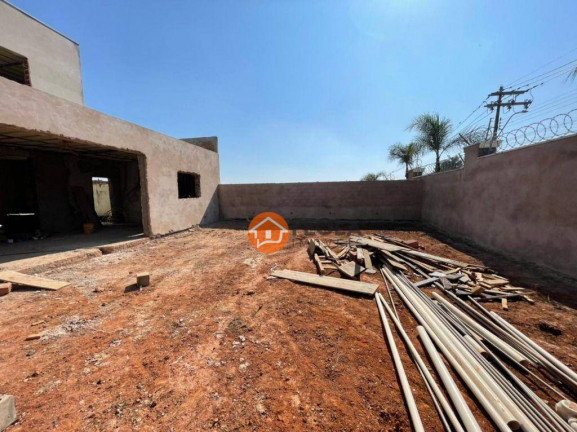 Imagem Casa com 4 Quartos à Venda, 320 m² em Chácara Letônia - Americana