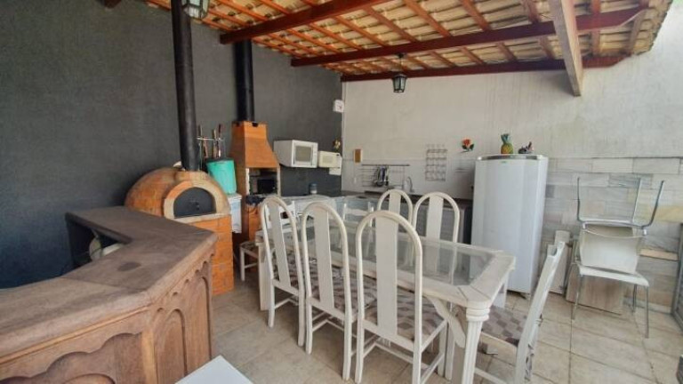 Imagem Casa com 4 Quartos à Venda, 357 m² em Santa Terezinha - Belo Horizonte