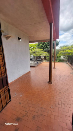 Imagem Sobrado com 4 Quartos à Venda, 253 m² em Centro - Taubaté Imagem Sobrado com 4 Quartos à Venda, 253 m² em Centro - Taubaté