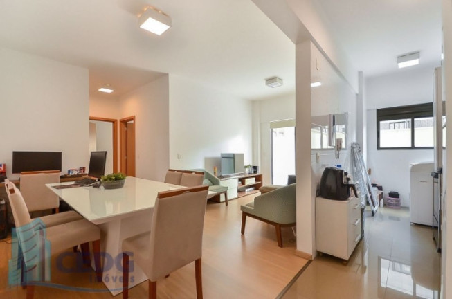 Imagem Apartamento com 2 Quartos à Venda, 60 m² em Bigorrilho - Curitiba Imagem Apartamento com 2 Quartos à Venda, 60 m² em Bigorrilho - Curitiba