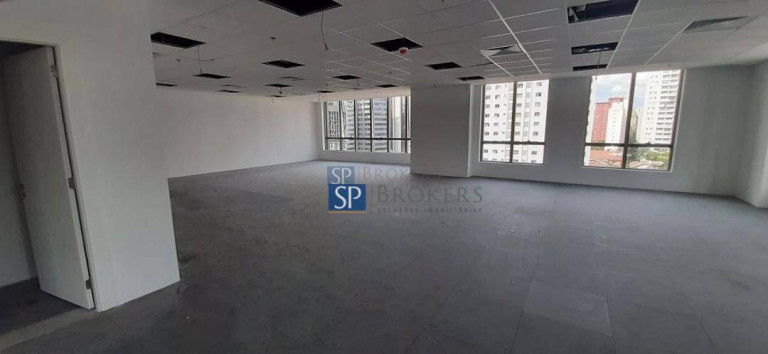 Imagem Sala Comercial à Venda ou Locação, 955 m² em Itaim Bibi - São Paulo Imagem Sala Comercial à Venda ou Locação, 955 m² em Itaim Bibi - São Paulo