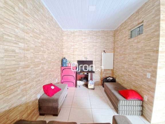 Imagem Casa com 3 Quartos à Venda, 250 m² em Condomínio Amin Camargo - Goiânia Imagem Casa com 3 Quartos à Venda, 250 m² em Condomínio Amin Camargo - Goiânia