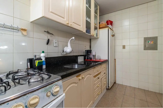 Imagem Apartamento com 1 Quarto à Venda, 39 m² em Glória - Porto Alegre Imagem Apartamento com 1 Quarto à Venda, 39 m² em Glória - Porto Alegre