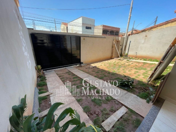 Imagem Casa com 3 Quartos à Venda, 142 m² em São Luís - Volta Redonda Imagem Casa com 3 Quartos à Venda, 142 m² em São Luís - Volta Redonda