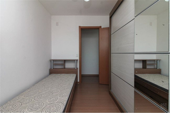 Imagem Imóvel com 3 Quartos à Venda, em Cavalhada - Porto Alegre Imagem Imóvel com 3 Quartos à Venda, em Cavalhada - Porto Alegre