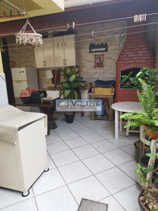 Imagem Casa com 2 Quartos à Venda, 71 m² em Solemar - Praia Grande Imagem Casa com 2 Quartos à Venda, 71 m² em Solemar - Praia Grande