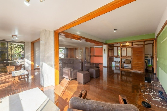 Imagem Apartamento com 4 Quartos à Venda, 246 m² em Mont Serrat - Porto Alegre Imagem Apartamento com 4 Quartos à Venda, 246 m² em Mont Serrat - Porto Alegre