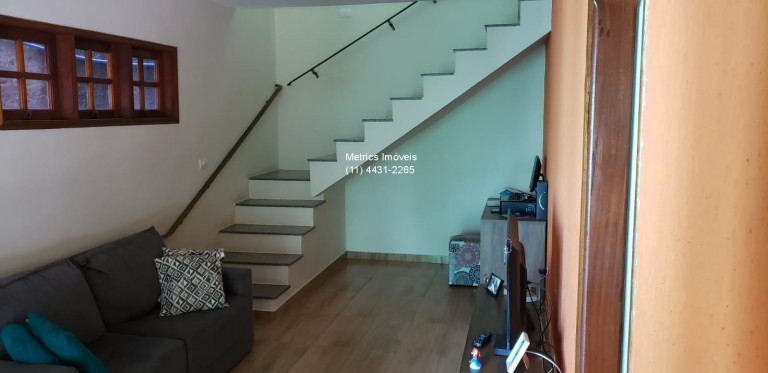 Imagem Sobrado com 4 Quartos à Venda, em água Doce - Jundiaí Imagem Sobrado com 4 Quartos à Venda, em água Doce - Jundiaí