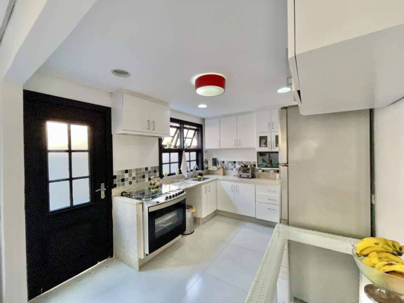 Imagem Casa de Condomínio com 4 Quartos à Venda, 345 m² em Granja Viana - Cotia