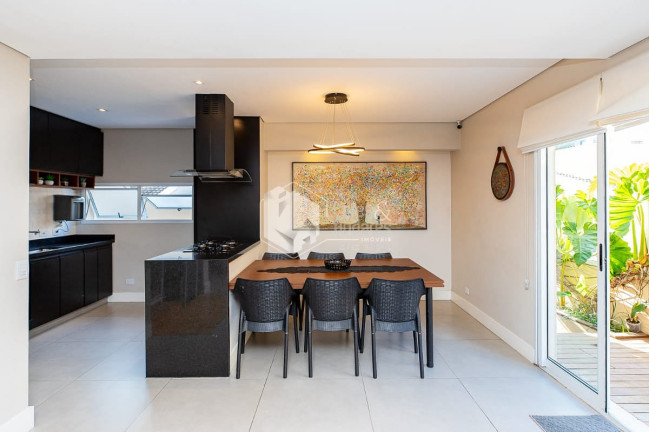 Imagem Casa com 3 Quartos à Venda, 259 m² em Vila Andrade - São Paulo Imagem Casa com 3 Quartos à Venda, 259 m² em Vila Andrade - São Paulo