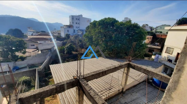 Imagem Casa com 3 Quartos à Venda, 156 m² em Região Central - Caieiras