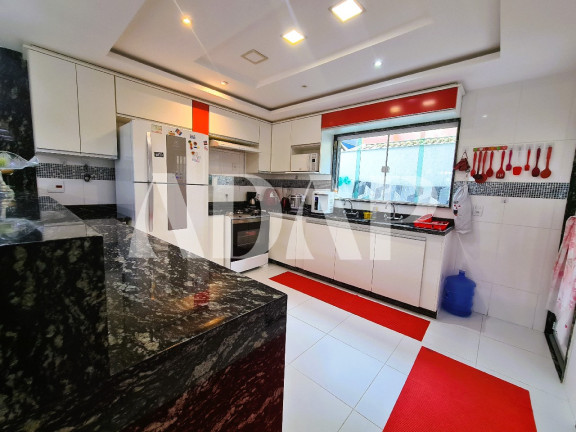 Imagem Casa com 4 Quartos à Venda, 450 m² em Vargem Pequena - Rio De Janeiro