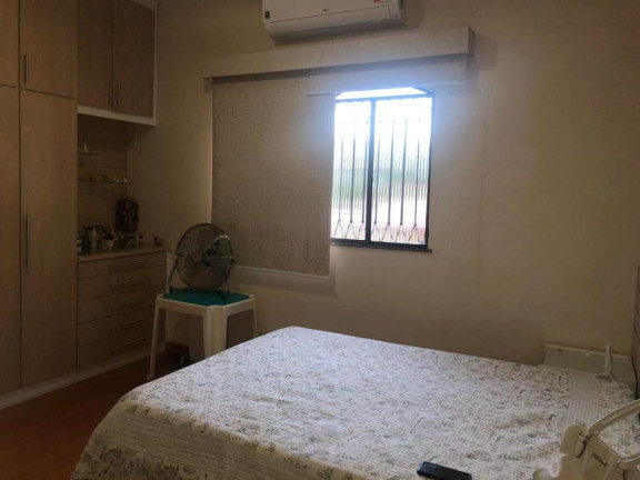 Imagem Imóvel com 3 Quartos à Venda, 415 m² em Campo Grande - Rio De Janeiro Imagem Imóvel com 3 Quartos à Venda, 415 m² em Campo Grande - Rio De Janeiro