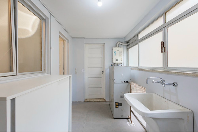 Imagem Apartamento com 3 Quartos à Venda, 167 m² em Centro Histórico - Porto Alegre Imagem Apartamento com 3 Quartos à Venda, 167 m² em Centro Histórico - Porto Alegre