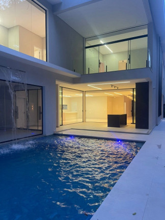 Imagem Casa com 4 Quartos à Venda, 560 m² em Ponta Negra - Manaus Imagem Casa com 4 Quartos à Venda, 560 m² em Ponta Negra - Manaus