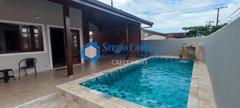 Imagem Casa com 5 Quartos à Venda, 228 m² em Grandesp - Itanhaém Imagem Casa com 5 Quartos à Venda, 228 m² em Grandesp - Itanhaém