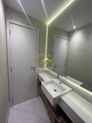 Imagem Apartamento com 3 Quartos à Venda, 181 m² em Cambuí - Campinas Imagem Apartamento com 3 Quartos à Venda, 181 m² em Cambuí - Campinas