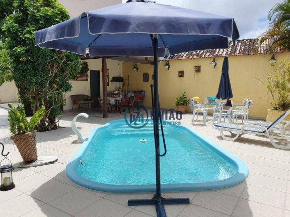 Casa com 4 Quartos à Venda, 280 m² em Piratininga - Niterói