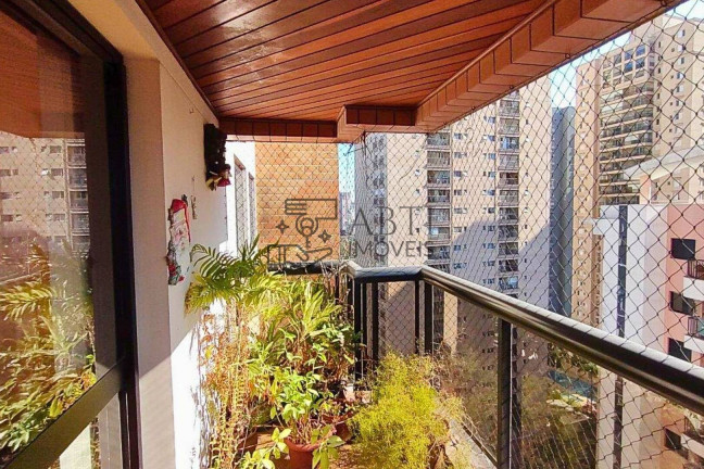 Imagem Apartamento com 4 Quartos à Venda, 129 m² em Campo Belo - São Paulo Imagem Apartamento com 4 Quartos à Venda, 129 m² em Campo Belo - São Paulo