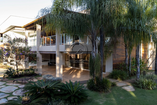 Imagem Casa com 4 Quartos à Venda, 1.300 m² em Park Way - Brasília Imagem Casa com 4 Quartos à Venda, 1.300 m² em Park Way - Brasília