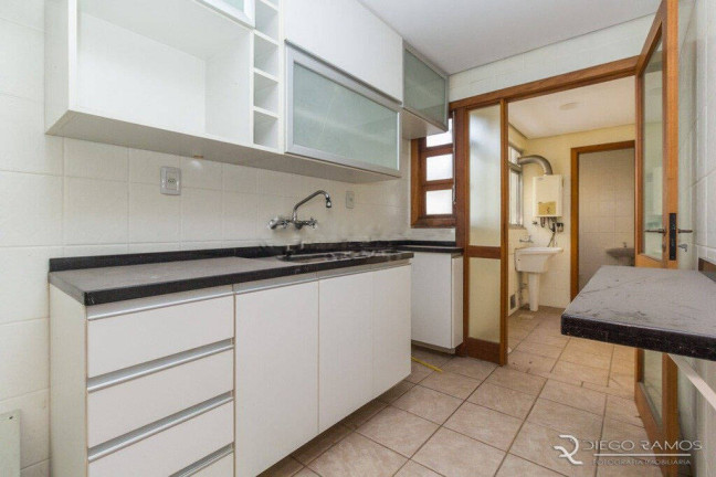 Imagem Apartamento com 2 Quartos à Venda, 165 m² em Petrópolis - Porto Alegre Imagem Apartamento com 2 Quartos à Venda, 165 m² em Petrópolis - Porto Alegre