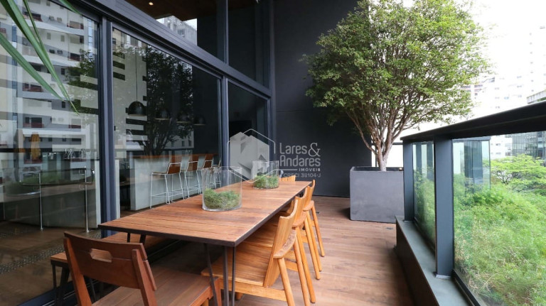 Imagem Imóvel com 2 Quartos à Venda, 162 m² em Itaim Bibi - São Paulo Imagem Imóvel com 2 Quartos à Venda, 162 m² em Itaim Bibi - São Paulo