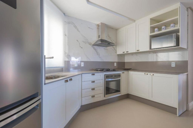 Imagem Apartamento com 3 Quartos à Venda, 182 m² em Centro - Balneário Camboriú Imagem Apartamento com 3 Quartos à Venda, 182 m² em Centro - Balneário Camboriú