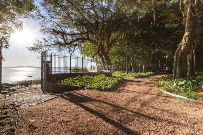 Imagem Casa com 3 Quartos à Venda, 463 m²