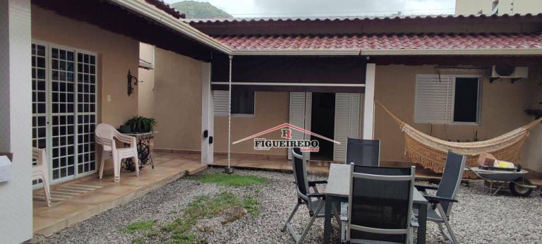 Imagem Casa com 3 Quartos à Venda, 300 m² em Canto Do Forte - Praia Grande