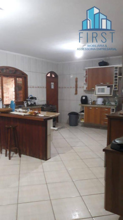 Imagem Casa com 3 Quartos à Venda, 290 m² em Currupira - Jundiaí