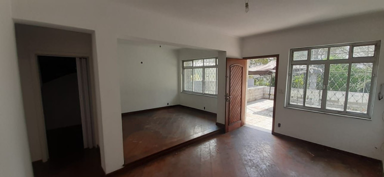 Imagem Casa com 3 Quartos para Alugar, 256 m² em Vila Mariana - São Paulo Imagem Casa com 3 Quartos para Alugar, 256 m² em Vila Mariana - São Paulo
