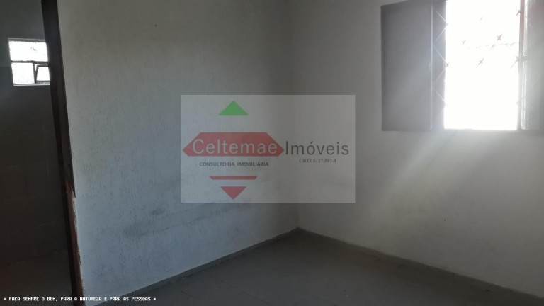 Imagem Casa com 4 Quartos à Venda, 150 m² em Parque Sao Luis - Taubaté Imagem Casa com 4 Quartos à Venda, 150 m² em Parque Sao Luis - Taubaté