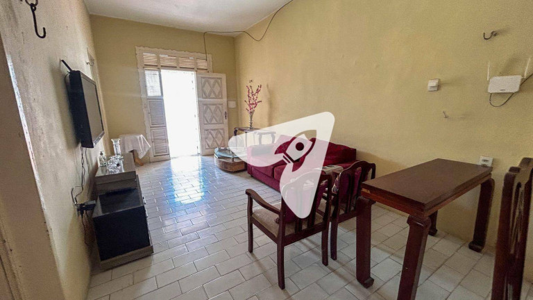 Imagem Casa com 3 Quartos à Venda, 330 m² em José Bonifácio - Fortaleza
